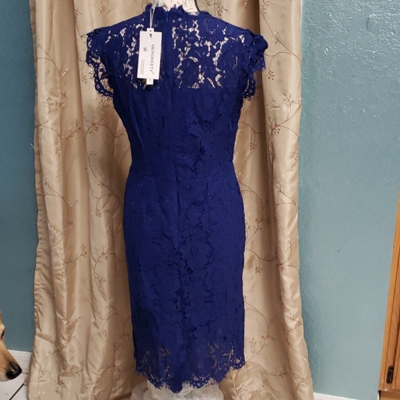 Dress - Picture 2 of 2